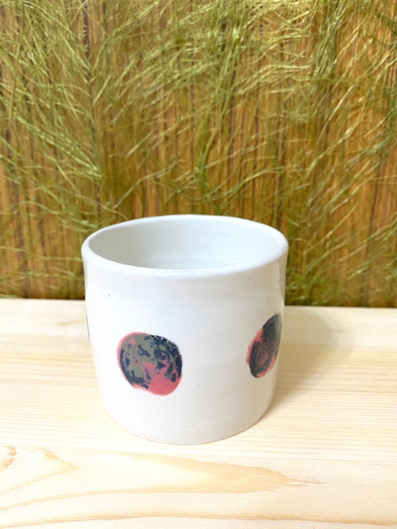 Featured pottery cup - Mugs - Pottery White