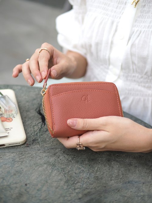 Charin Penni (Coral) : Zip wallet, Short wallet, Leather, Orange-pink, mini wallet