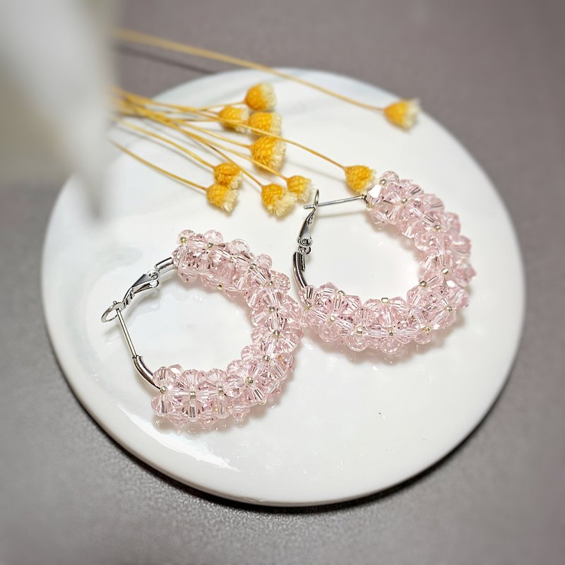 RAVA - 淺粉色水晶圈式耳環 - 耳環/耳夾 - 其他材質 白色
