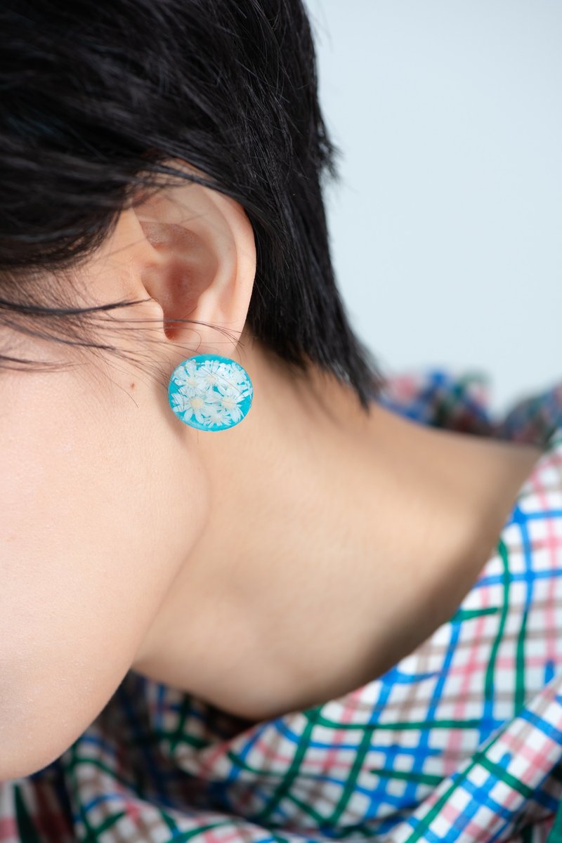 真花耳環Blue Star Earrings - 耳環/耳夾/耳骨夾 - 植物．花 藍色