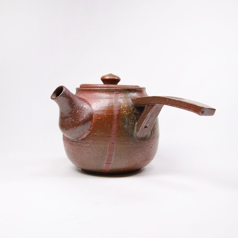 明芽窯 l 日式灰釉草紋側把 茶壺 急須 陶壺 陶藝品 蒐藏品 H4 - 茶壺/茶杯/茶具 - 陶 咖啡色