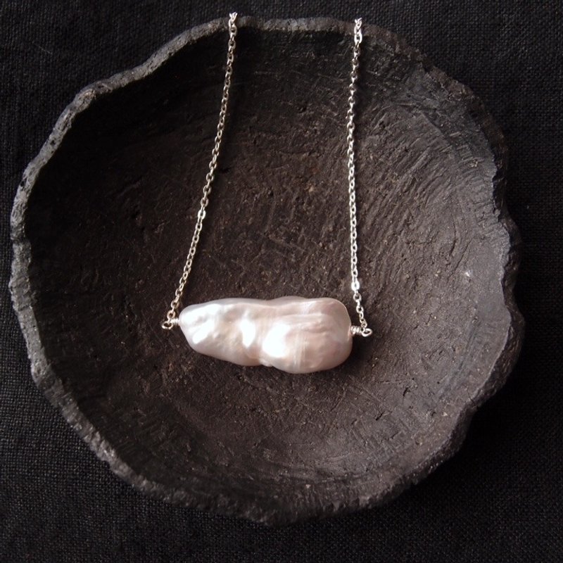 【SV】Light Gray Biwa Pearl Necklace　ライトグレー ビワパールネックレス - 項鍊 - 寶石 銀色