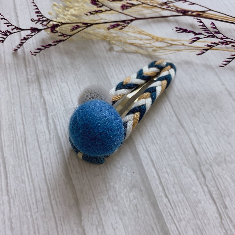 W&C handmade||Furball Duke|| Blue BB clip - Hair Accessories - Other Materials Multicolor
