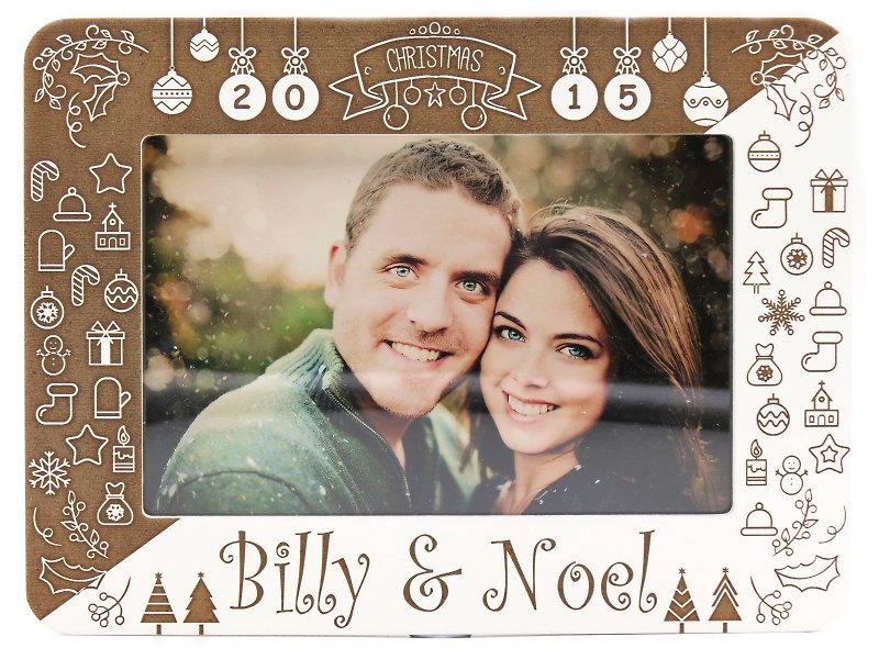 Customized carved wooden photo frame (4R photo)-Christmas theme A theme x personalization - กรอบรูป - ไม้ ขาว