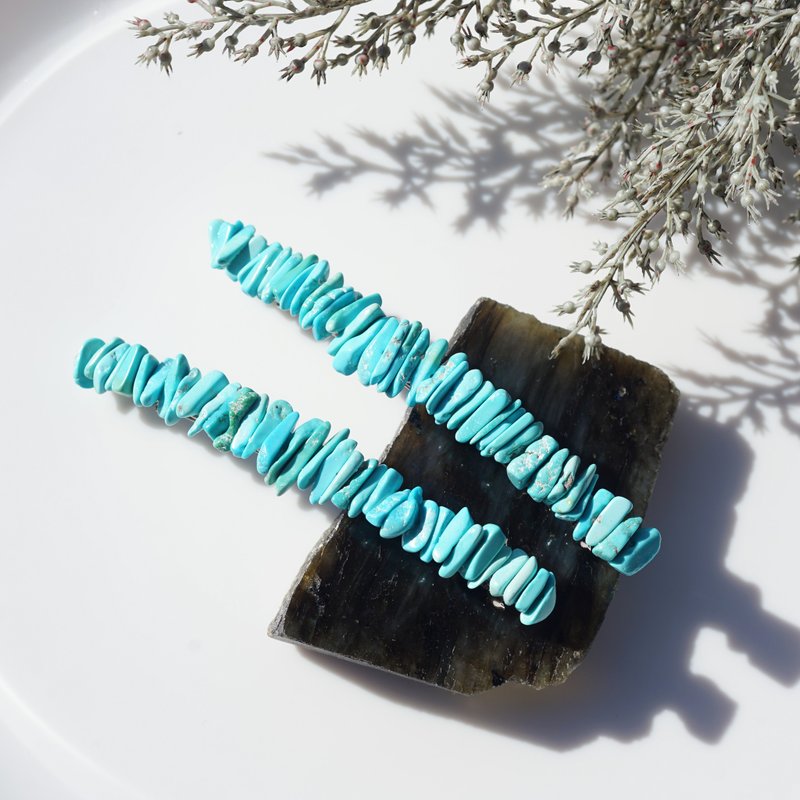 Rare Sleeping Beauty Turquoise Slim Barrette Aurora - เครื่องประดับผม - เครื่องเพชรพลอย สีน้ำเงิน