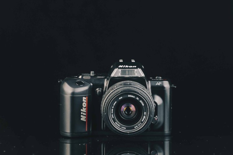 NIKON N4004+SIGMA DL 35-80mm F=4-5.6 #2677 #135底片相機 - 相機/拍立得/底片相機 - 其他金屬 黑色