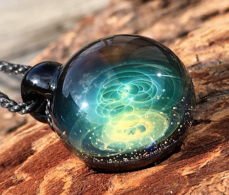 boroccus  The space nebula whirlpool design  Thermal glass pendant. - Necklaces - Glass Green