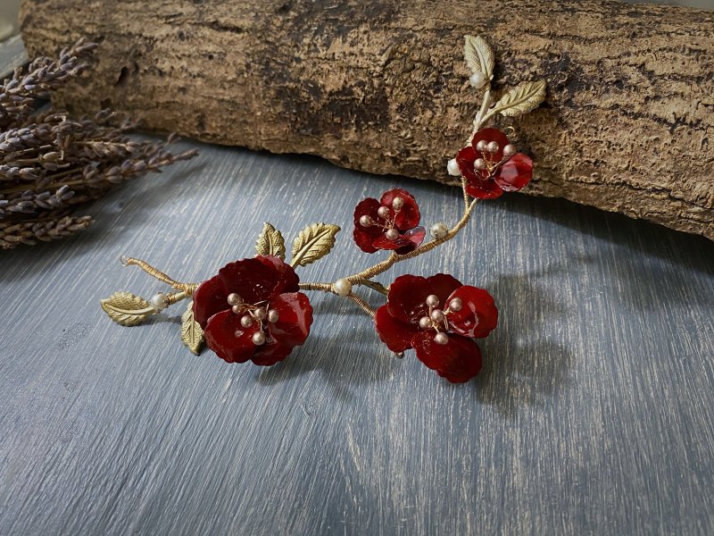 手工新娘飾品 紅色山茶花手染銅髮飾-繁花款 - 髮夾/髮圈 - 其他材質 