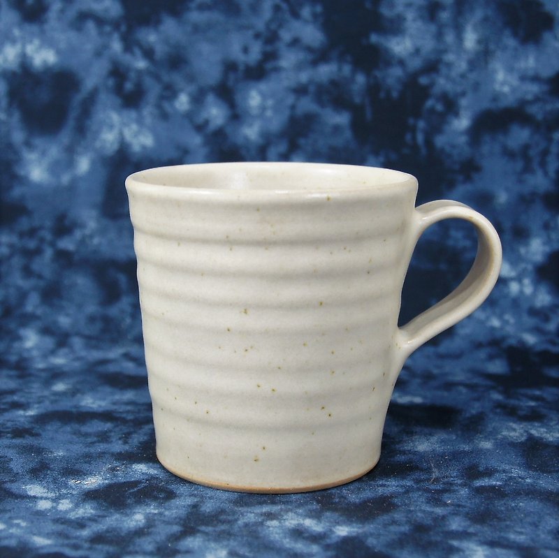 White mug, coffee cup, teacup, cup, pig cup - capacity about 220ml - Mugs - Pottery White