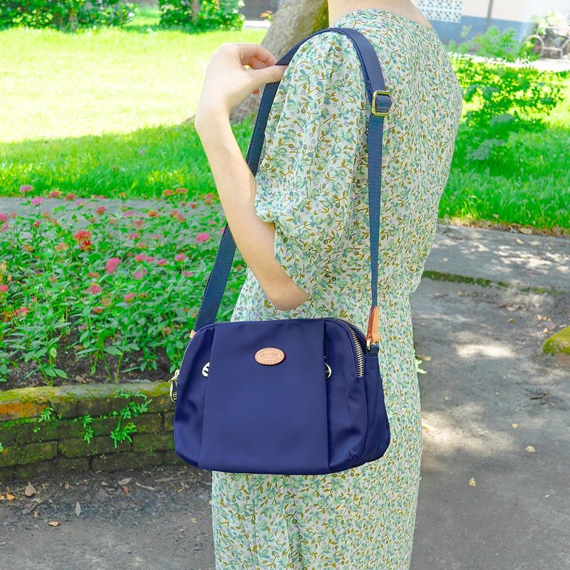 日雜風休閒三主袋側背斜背包83146(藍色) - 側背包/斜背包 - 尼龍 藍色