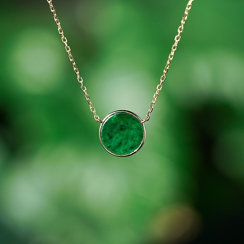 A piece of green mountain and green water necklace is not time 18K gold natural jadeite iron dragon raw round simple fashion women's - สร้อยคอ - หยก 
