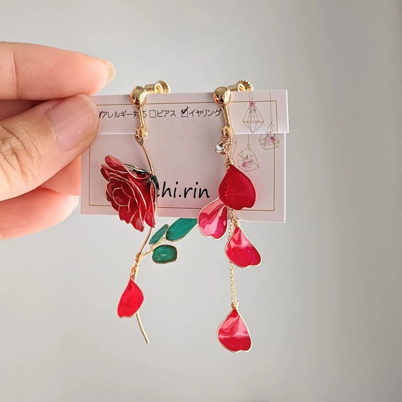 magic rose earrings - ต่างหู - เรซิน หลากหลายสี