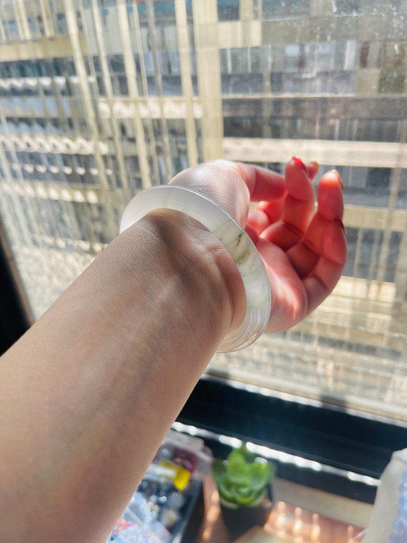 山水 | 有山有綠蔭有風景、玻璃底、圓骨鐲、手圍18、天山翠 - 手鍊/手環 - 玉石 