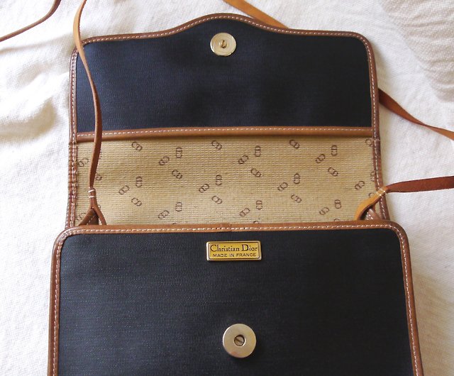 FOAK vintage Christian Dior 70s black leather shoulder bag - Shop  foakvintage Messenger Bags & Sling Bags - Pinkoi