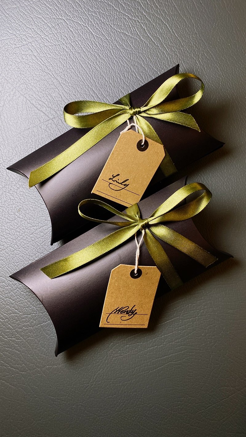 Gift wrapping service
