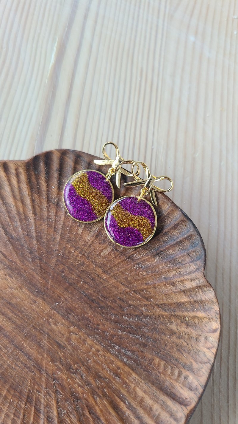 【Christmas Limited】Colorful Flashing Christmas Ball Earrings - Purple Gift Birthday Party - ต่างหู - พลาสติก สีม่วง
