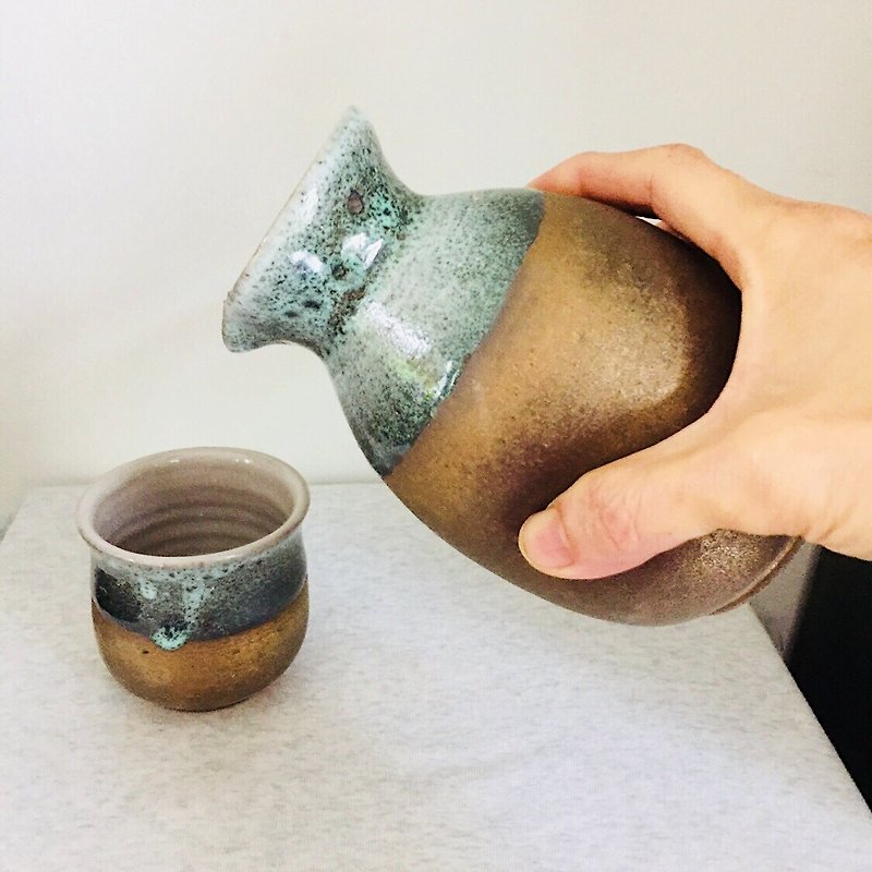 Bronze white enamel wine pot group - Bar Glasses & Drinkware - Pottery Khaki