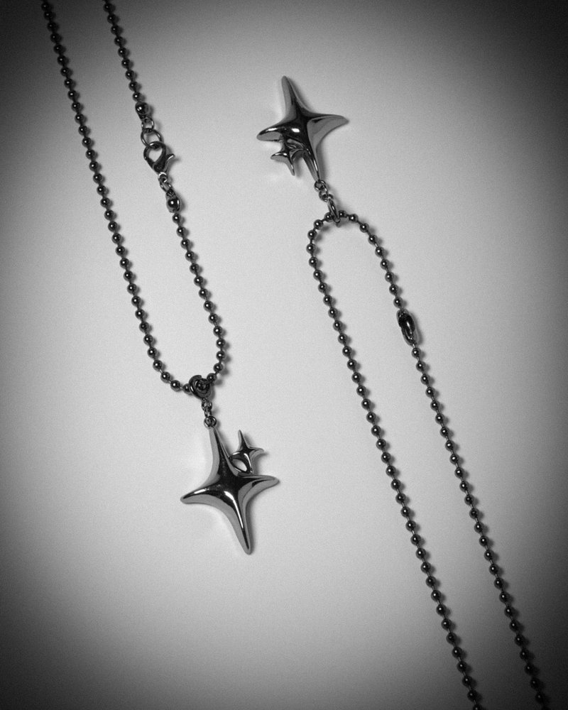 DANIKA Morning Star Pendant Black Steel Bead Chain - สร้อยคอ - สแตนเลส 