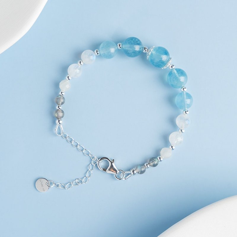 Aquamarine Clouds | Aquamarine Moonstone Labradorite 925 Silver Crystal Bracelet - สร้อยข้อมือ - คริสตัล สีน้ำเงิน