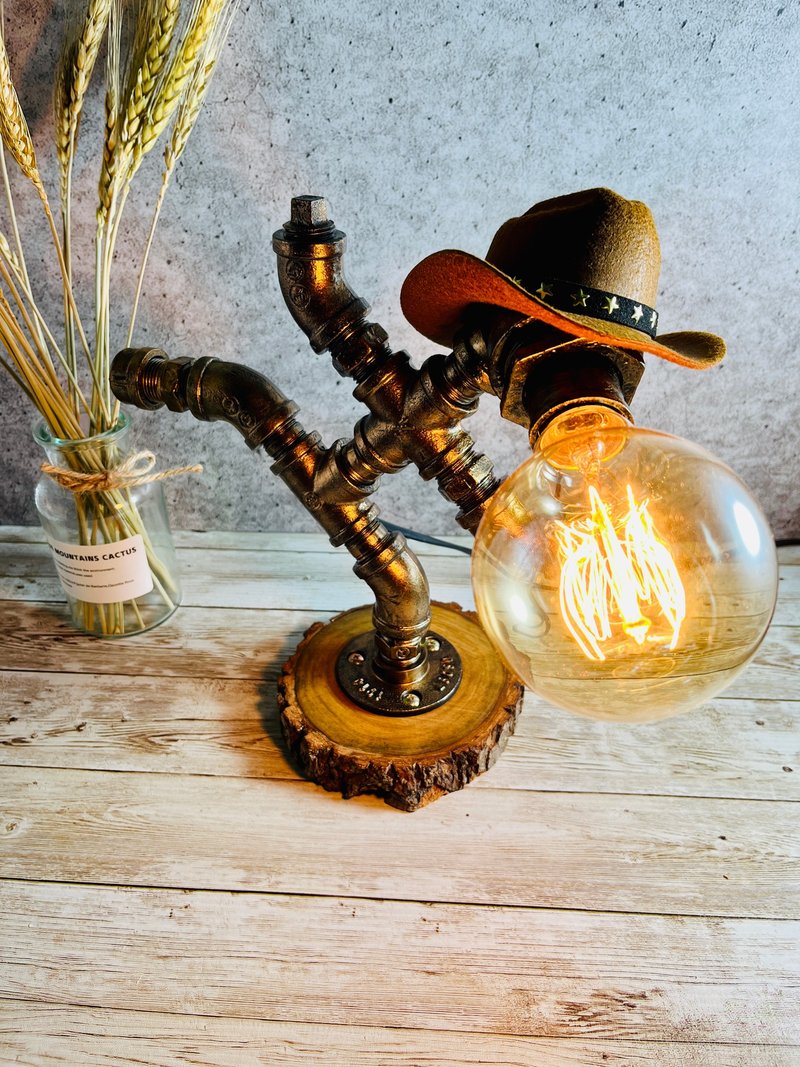 フォレストカウボーイ・アイアンパイプランプ - 照明・ランプ - 金属 ゴールド