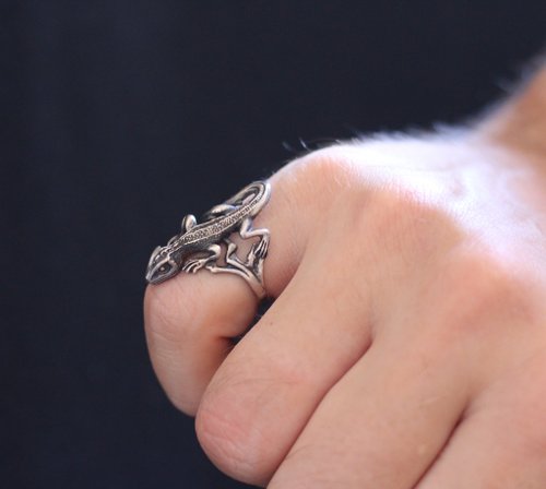 ヴィンテージ 刻印 指に絡みつく 宝石を守る トカゲのリング シルバー ヴィンテージ 刻印 指に絡みつく 宝石を守る トカゲのリング シルバー