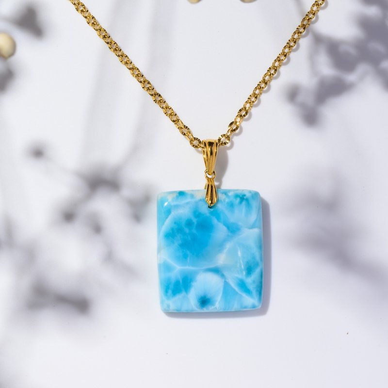 It’s sunny every day|Lalima sea grain stone jade communication heart chakra natural stone necklace - สร้อยคอ - เครื่องเพชรพลอย สีน้ำเงิน