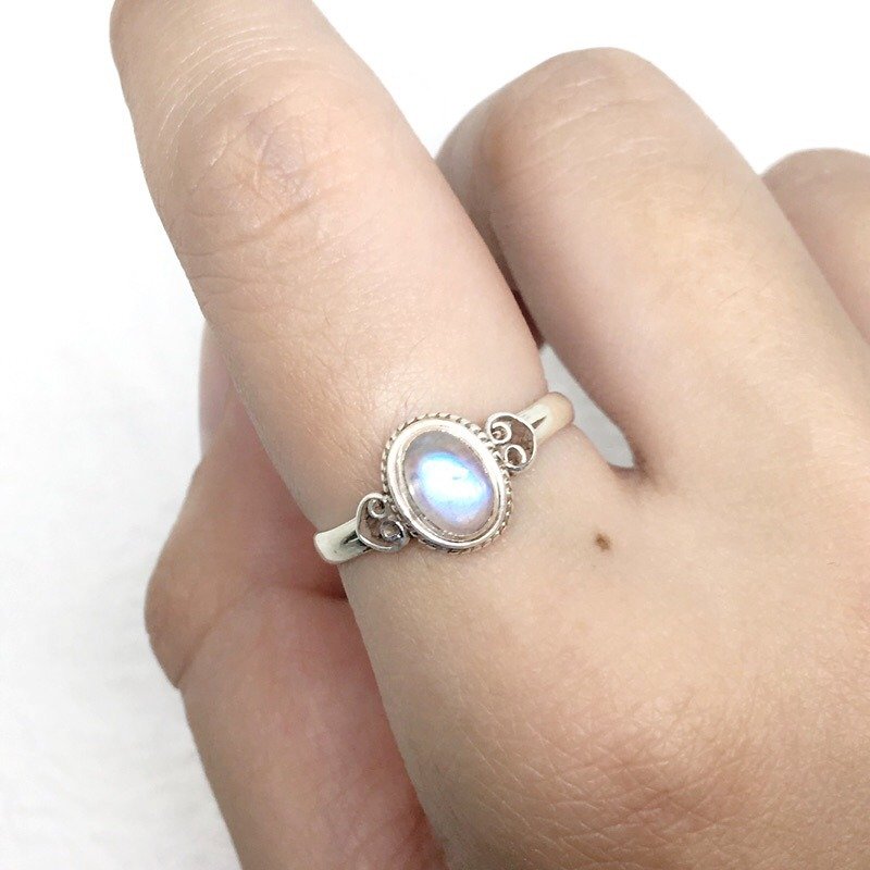 月光石925純銀心形設計戒指 尼泊爾手工鑲嵌製作 - 戒指 - 寶石 藍色
