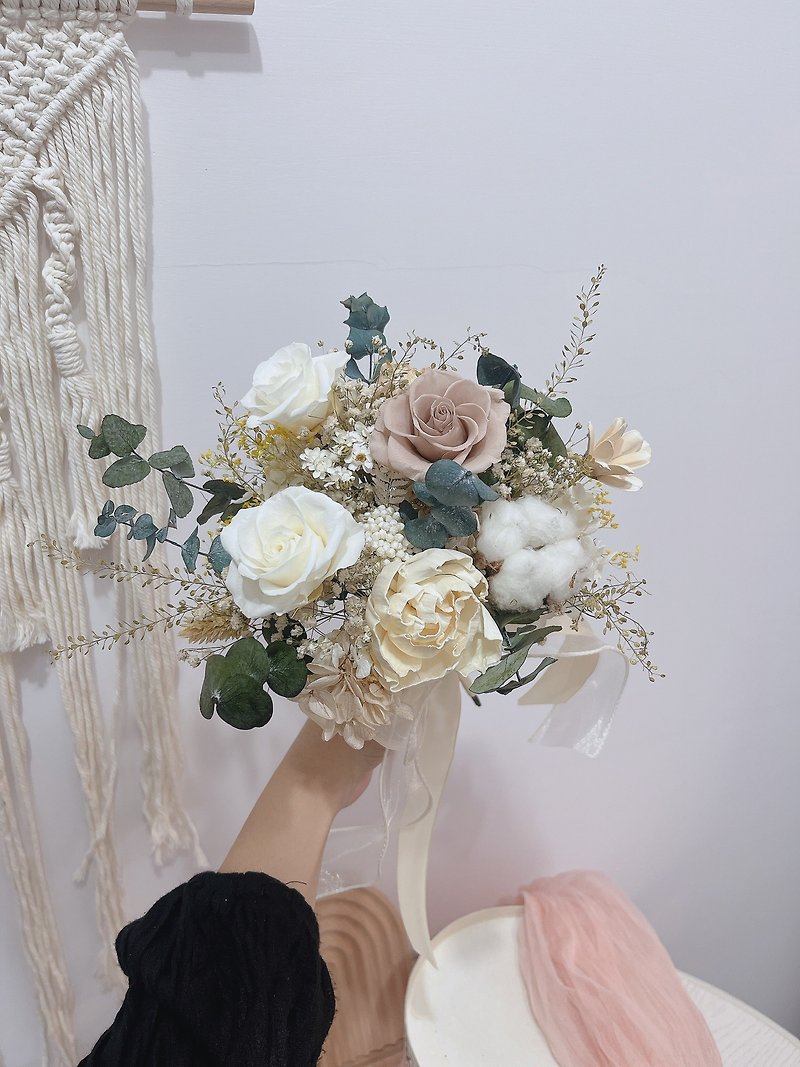 Bridal bouquet split bouquet eternal life bouquet creamy white - Dried Flowers & Bouquets - Plants & Flowers White