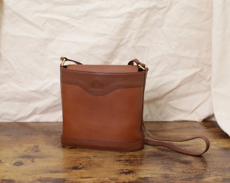 Back to Green:: 經典復古Burberry bg-04 vintage bag - 側背包/斜背包 - 真皮 