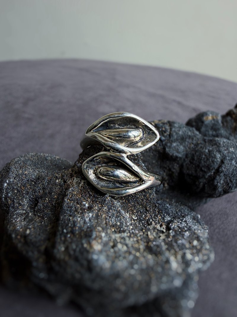 savageness 天道家 | 雙瓣之注視 925銀戒指 純銀 孤品 - 戒指 - 純銀 銀色