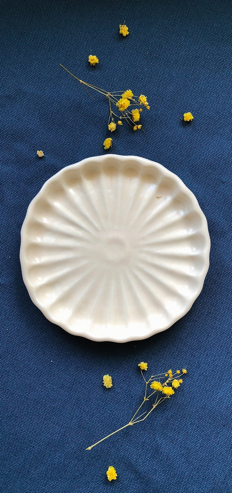 White glaze floret - Small Plates & Saucers - Porcelain White