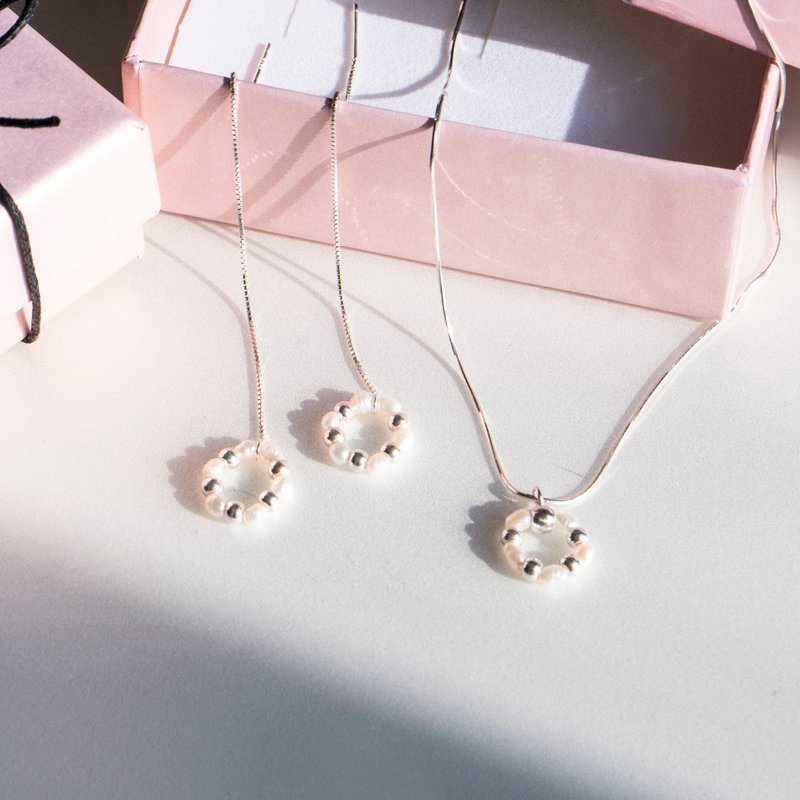 Goody Bag-PEARL CIRCLE EARRINGS+NECKLACE - ต่างหู - เงินแท้ ขาว