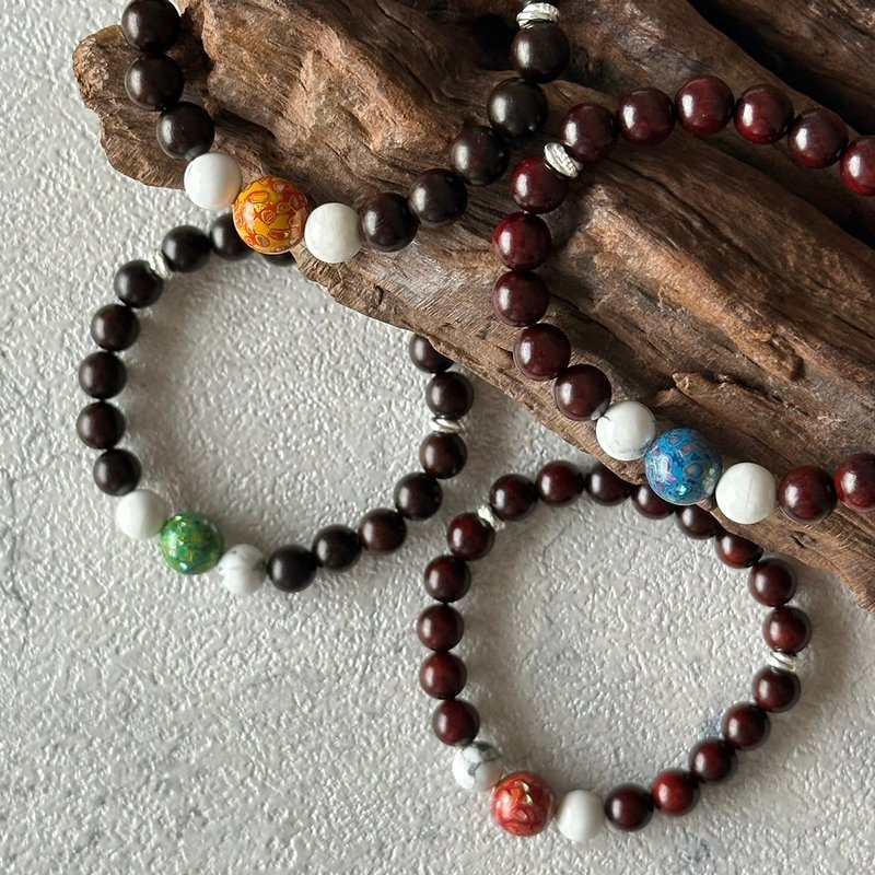 Large craft lacquer beads | Indian small-leaf rosewood | White turquoise | Five elements - สร้อยข้อมือ - เครื่องเพชรพลอย สีใส