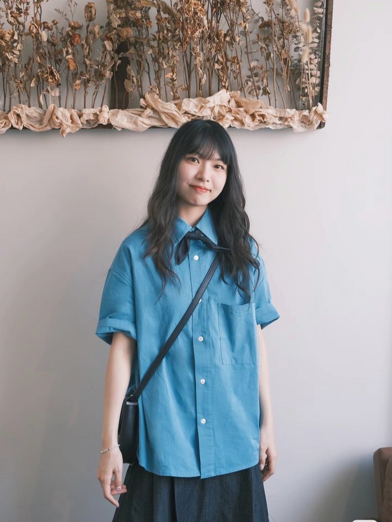 Summer Cotton Blue Short-sleeved Shirt - เสื้อเชิ้ตผู้หญิง - ผ้าฝ้าย/ผ้าลินิน 