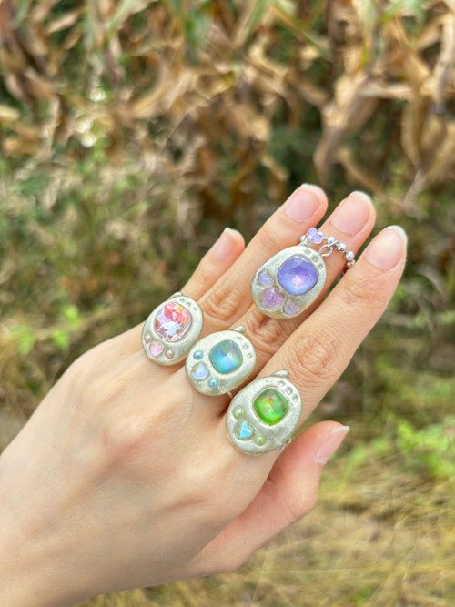 荒野魔盒-手作銅線、樹脂飾品 電子雞戒指