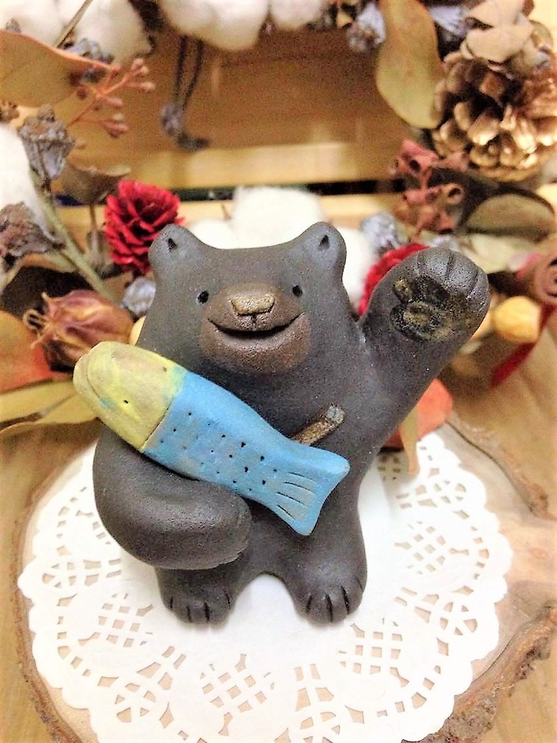 1+1系列-熊熊好朋友-布雷克熊(舉左手) - 花瓶/陶器 - 陶 多色