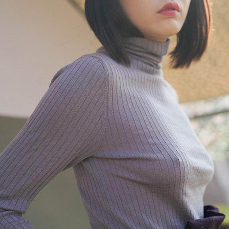 [グレー]高襟ピットバーウールマークメリノウール糸と里芋紫色の100％ウールのセーター、超薄型弾性高近い乗る薄いセーター内| vitathaファンタタオリジナルデザインの女性のブランドに依存しません - ニット・セーター - ウール パープル