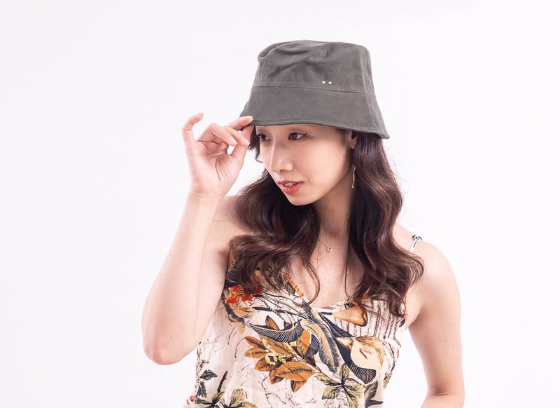 2is HT14AS Traveler Bucket hat Grey Color - หมวก - ผ้าฝ้าย/ผ้าลินิน สีเทา