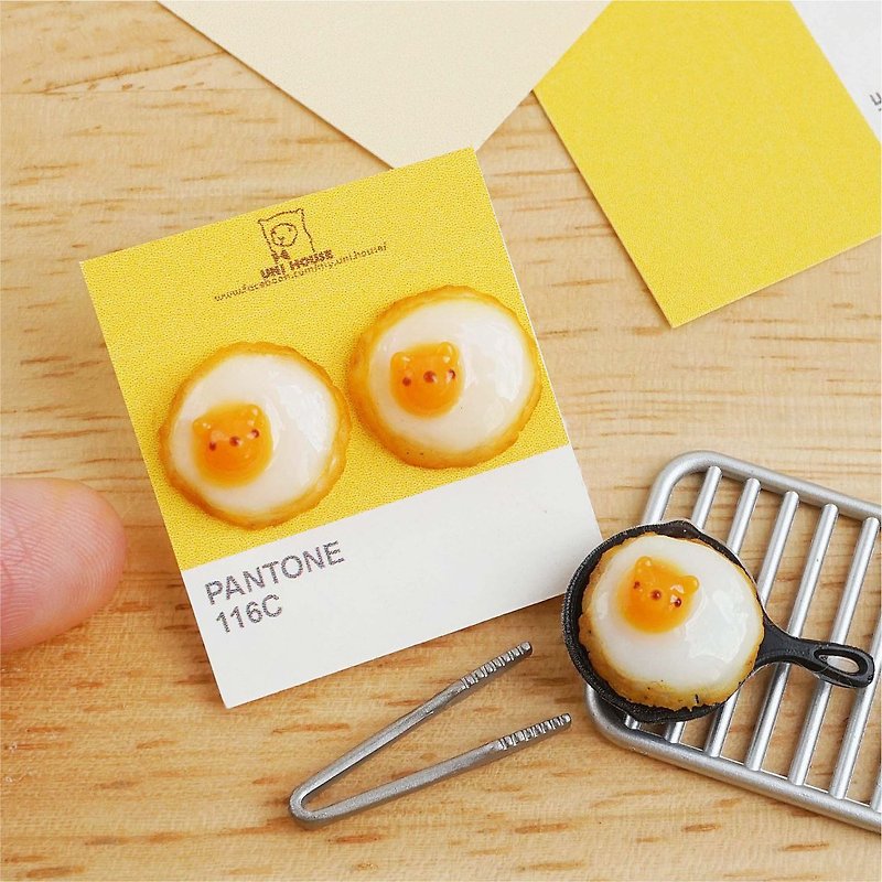 Home of Goat's Milk*Handmade/Poached Egg Yolk with Bear Earrings (Steel Pin, Silicone Ear Clip) Pair Price - ต่างหู - ดินเหนียว สีส้ม