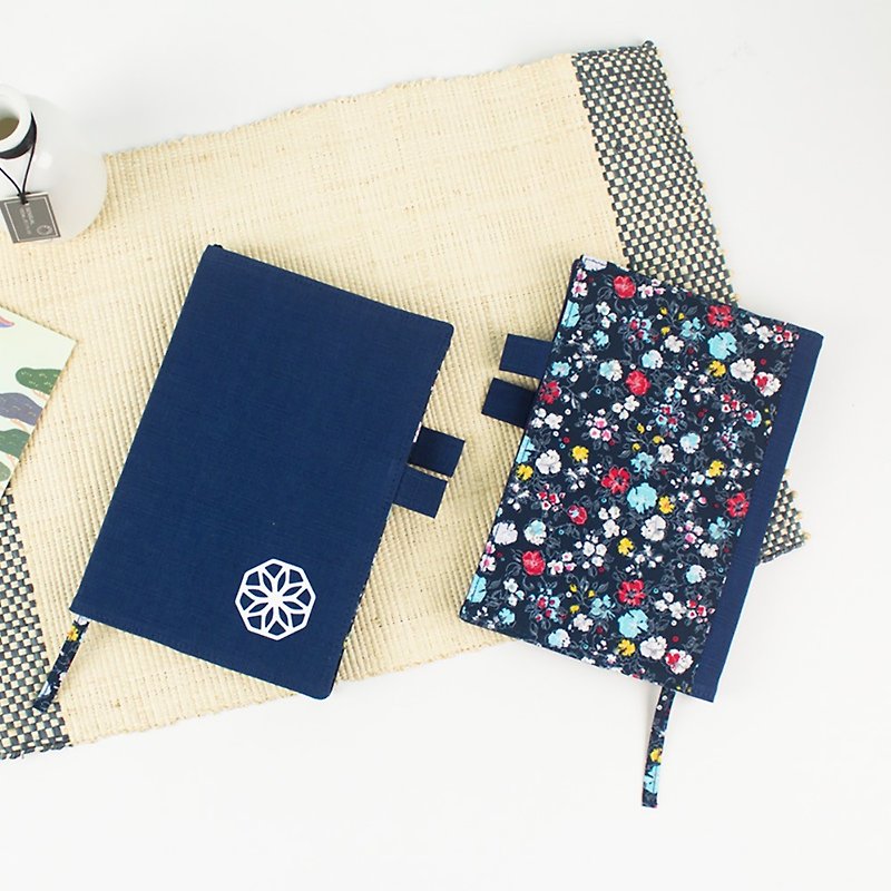 Chuyu B6/32K self-filling weekly journal (three from left and four from right)/weekly planner/flower cloth (for pens) - Japanese style - สมุดบันทึก/สมุดปฏิทิน - กระดาษ 
