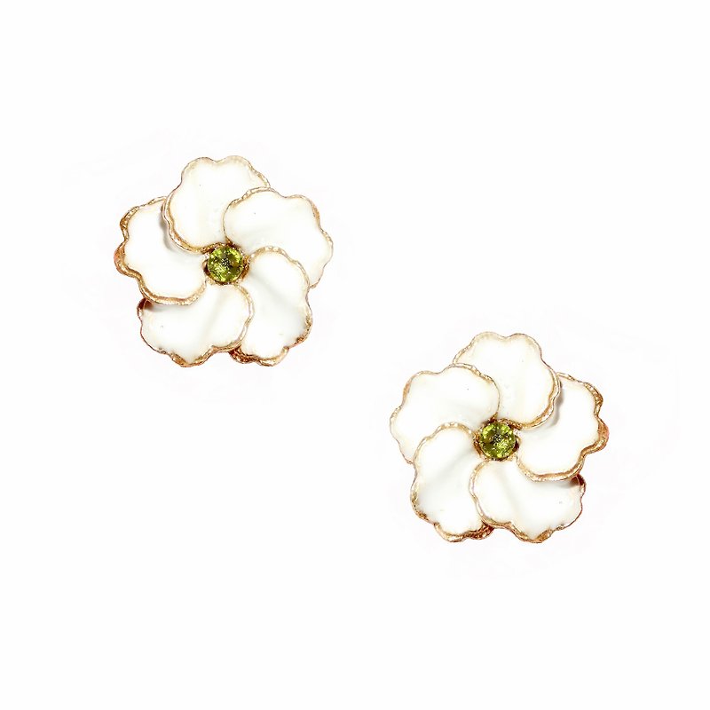 Pre-order of enamel series a small hydrangea little flower earrings - Earrings & Clip-ons - Enamel White