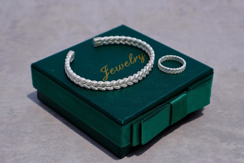 [Customized] Laurel leaf crown shape bracelet | 999 sterling silver | Purely handmade | Thick material 25g - สร้อยข้อมือ - เงินแท้ สีเงิน