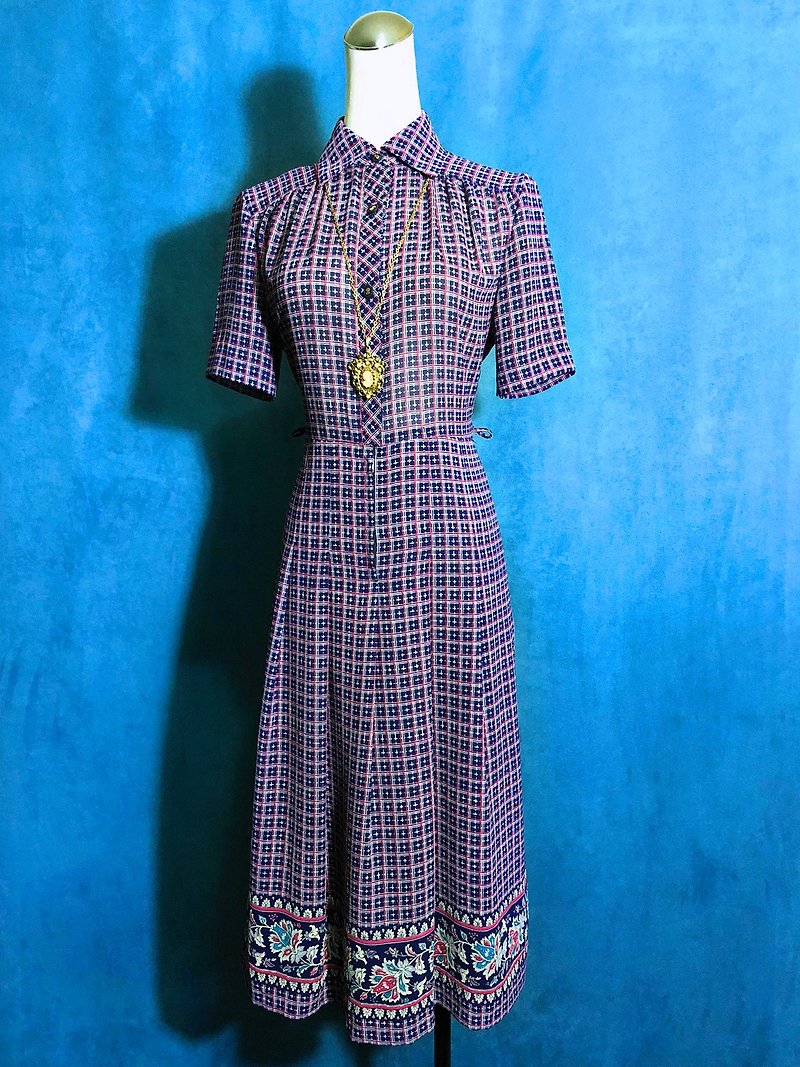 Plaid flower short-sleeved vintage dress / brought back to VINTAGE abroad - ชุดเดรส - เส้นใยสังเคราะห์ สีน้ำเงิน