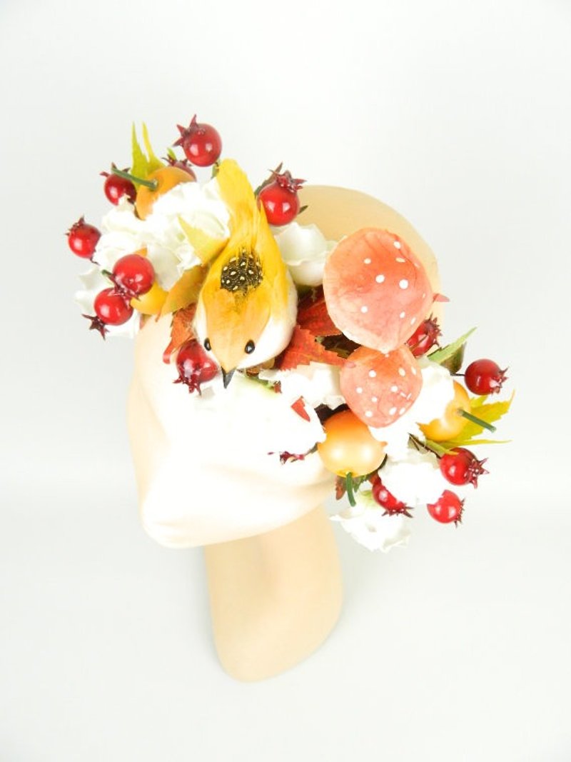Flower Crown Boho Garland Woodland Bridal Headpiece with Flowers, Bird, Berries, Apples and Mushrooms in Autumnal Colours Hair Accessory - เครื่องประดับผม - วัสดุอื่นๆ หลากหลายสี