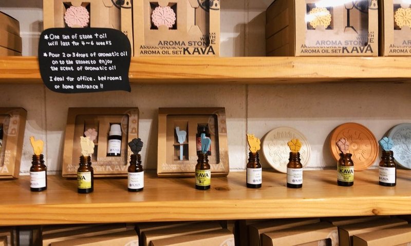 聖誕交換禮物~~沖繩限定新垣瓦片精油擴香組合(擴香棒系列) - 香氛/精油/擴香 - 其他材質 多色