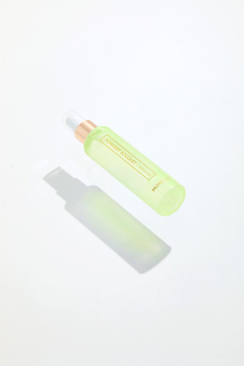 MUMCHIT Body Fragrance Spray | Soft Green Scent | 105 ml - น้ำหอม - สารสกัดไม้ก๊อก 