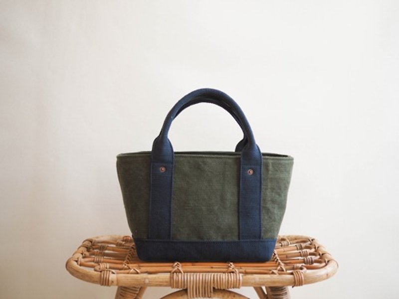 Made-to-order tote with lid petit khaki drive x navy - Handbags & Totes - Cotton & Hemp Khaki