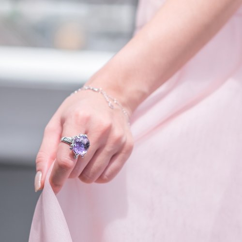 MARON Jewelry Daydream Ring with Amethyst