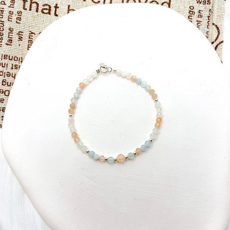 [Born to the Sun] Stone Stone Moonstone Crystal Bracelet Bracelet - สร้อยข้อมือ - คริสตัล สีส้ม