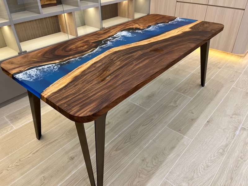 Handmade RedWood Epoxy Resin Table with Ocean Waves Design - โต๊ะอาหาร - ไม้ สีนำ้ตาล